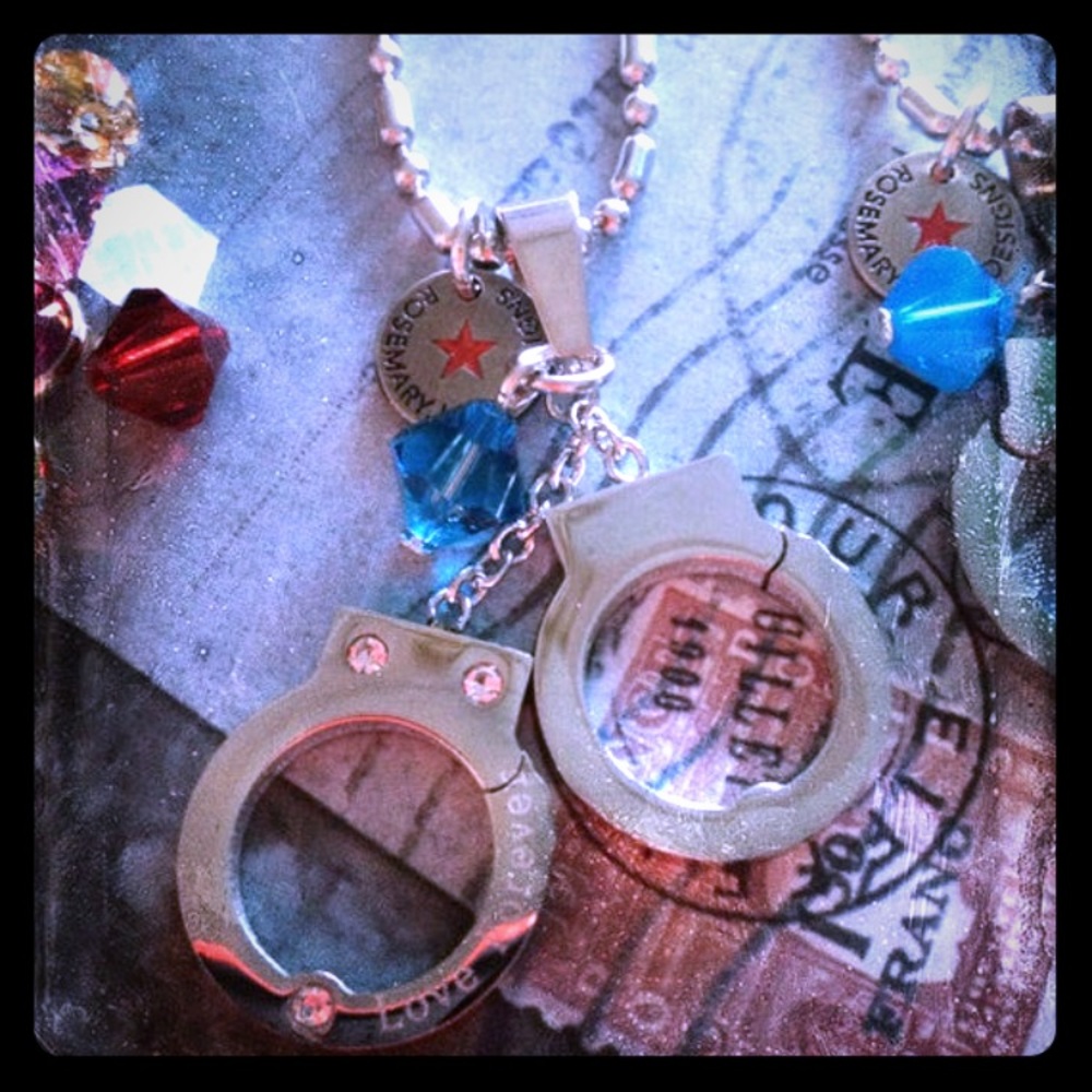 stainless handcuffs Swarovski necklace
